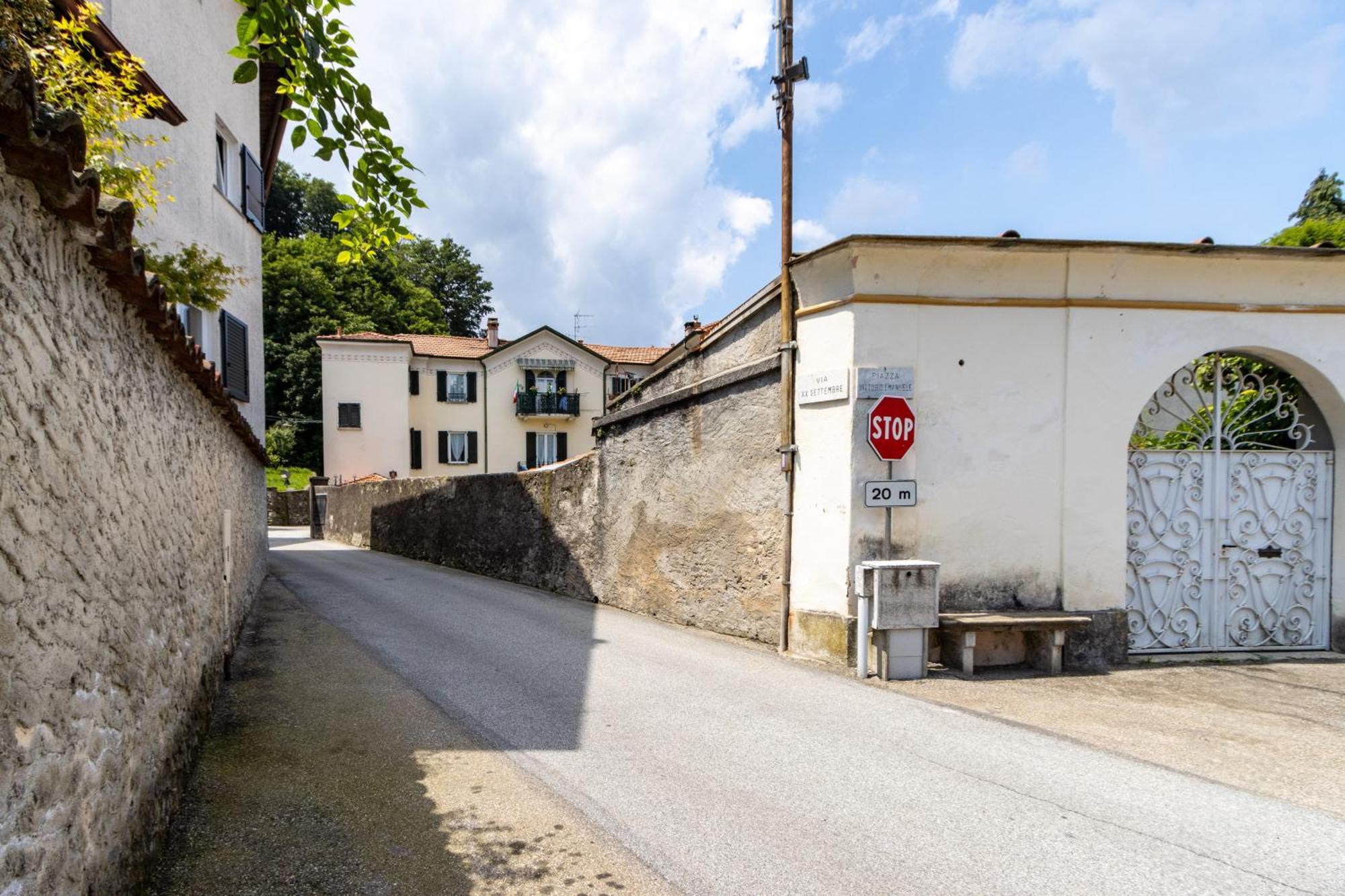 Le Dalie - Appartamento Stresa - Magognino Brisino Экстерьер фото